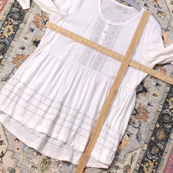 Like New LOGO Lori Goldstein Cream Silver Embroidered Three-quarter Sleeve Tunic - Picture 6 of 7